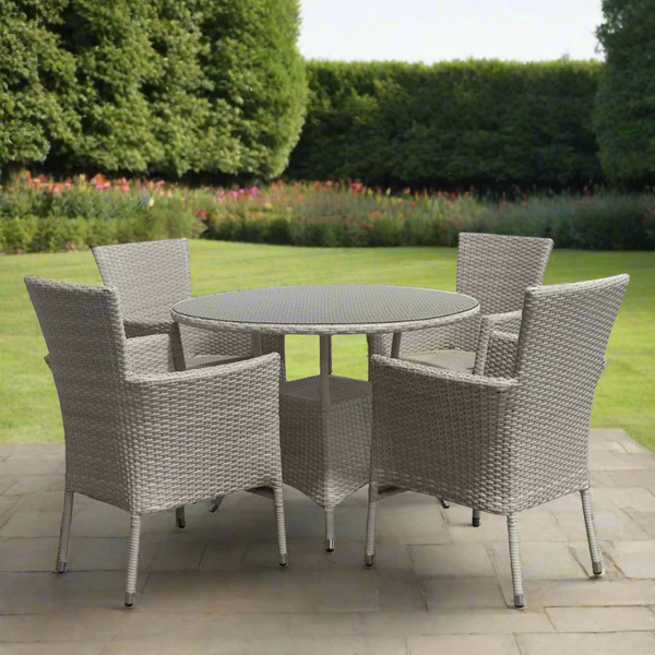 Outdoor furniture set, 4 rattan chairs and a table