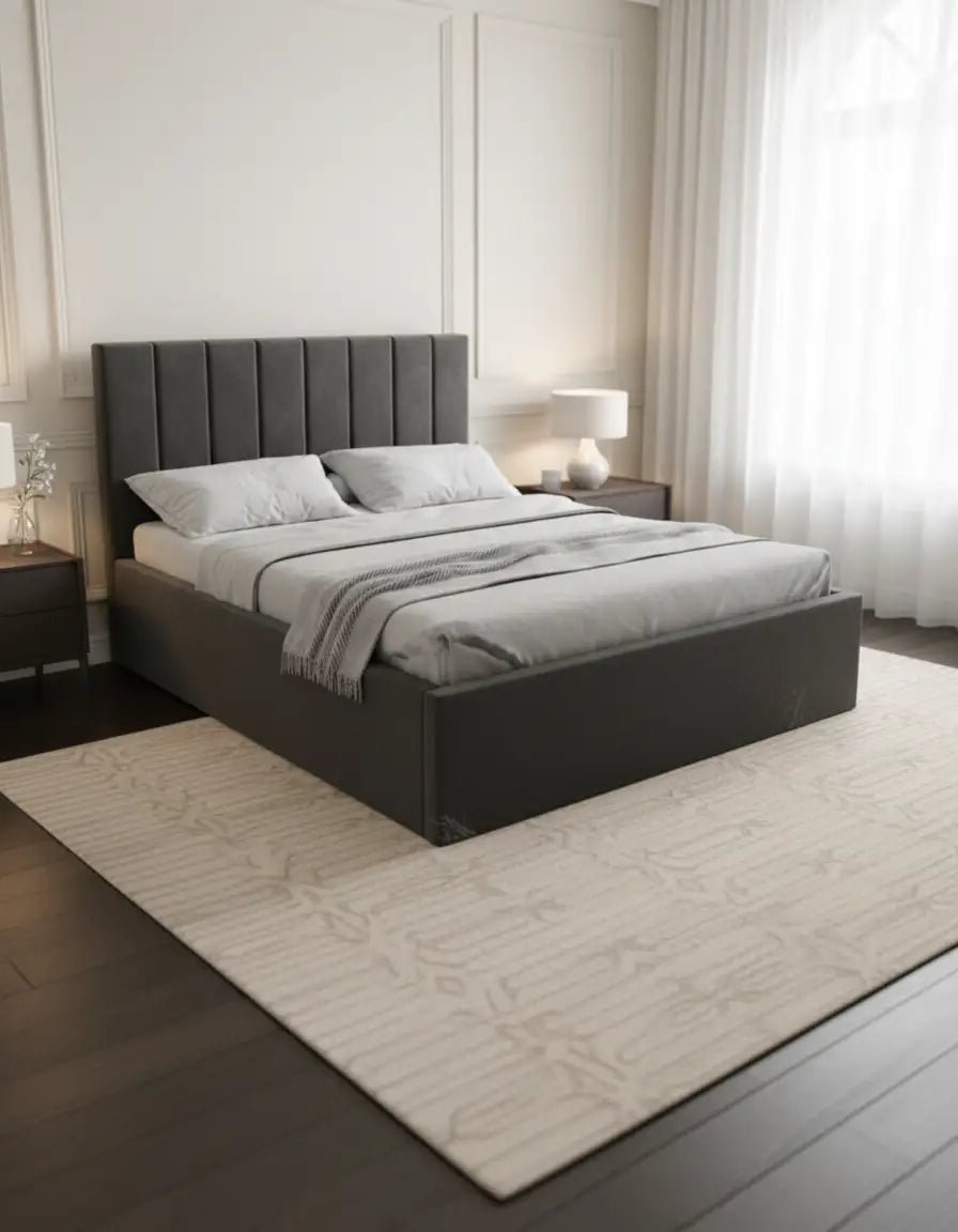 سرير كينج خشب زان احمر و قطيفة رمادي كود bed5033 _