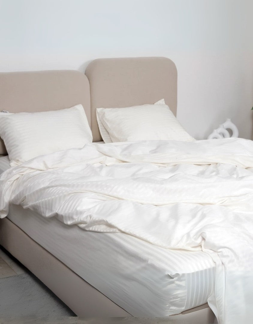 Patterned satin duvet cover set – white Next and Joe – duvet covers