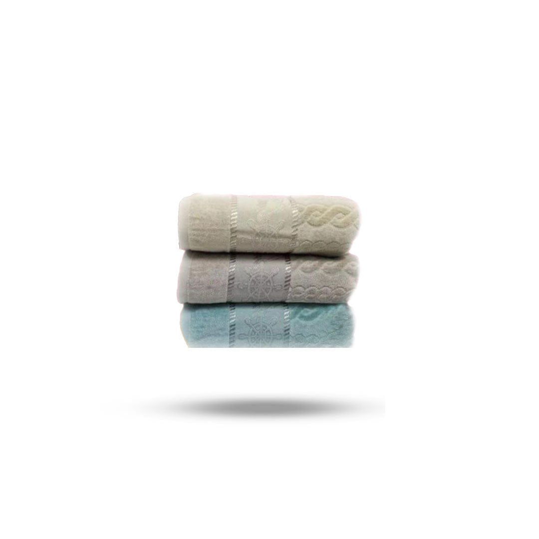 Pearl jacquard bathrobe from Forbed _